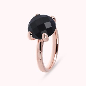 Bague avec pierre carrée à facettes